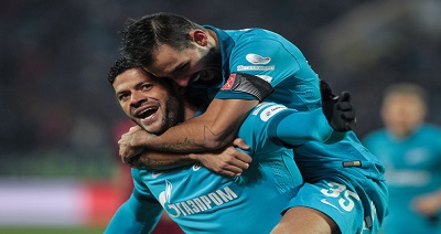 Zenit zrobił swoje, ale niespodzianka spowodowała, że w ostatniej kolejce Rosjanie muszą wygrać (VIDEO)